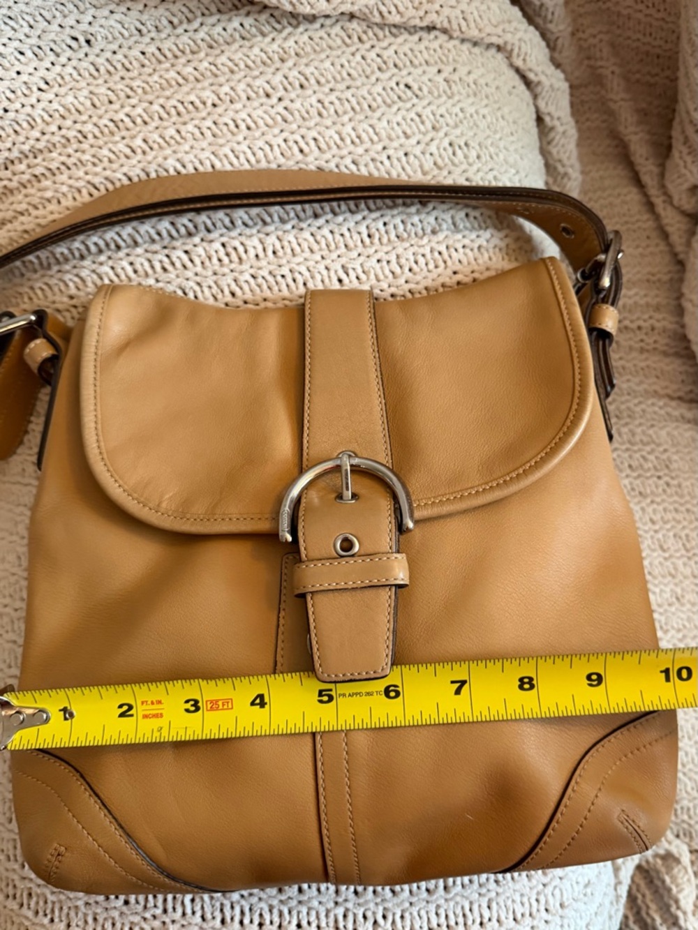 Y2K Coach SoHo Hobo Bag L04D-9480 Camel Leather Buckle Flap Shoulder/Crossbody - Picture 4 of 15